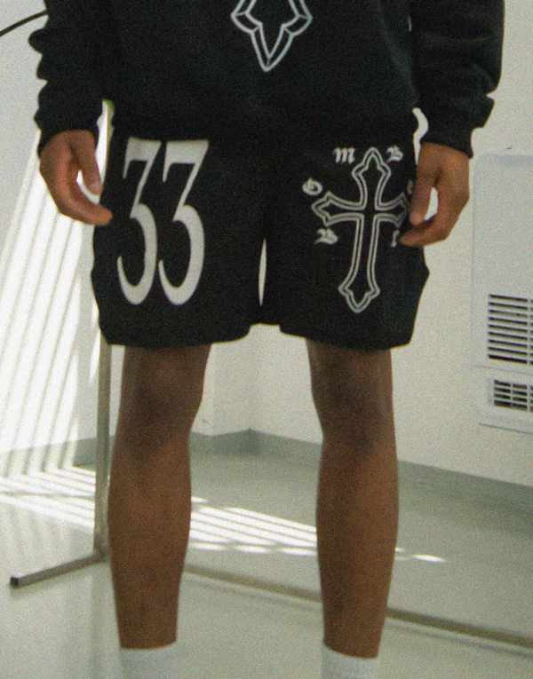 BOMBER 33 SHORTS - BLACK